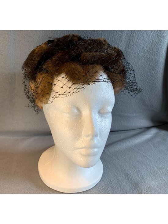 Ladies Black & Mauve Satin Fur and Netting Hat UnionMade Vintage main image 9